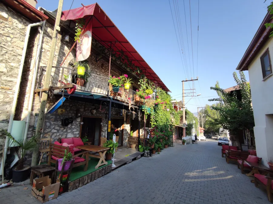 Discover Yeşilüzümlü