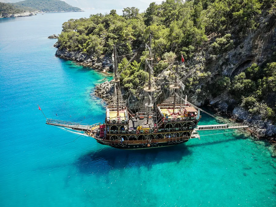Pirate Boat